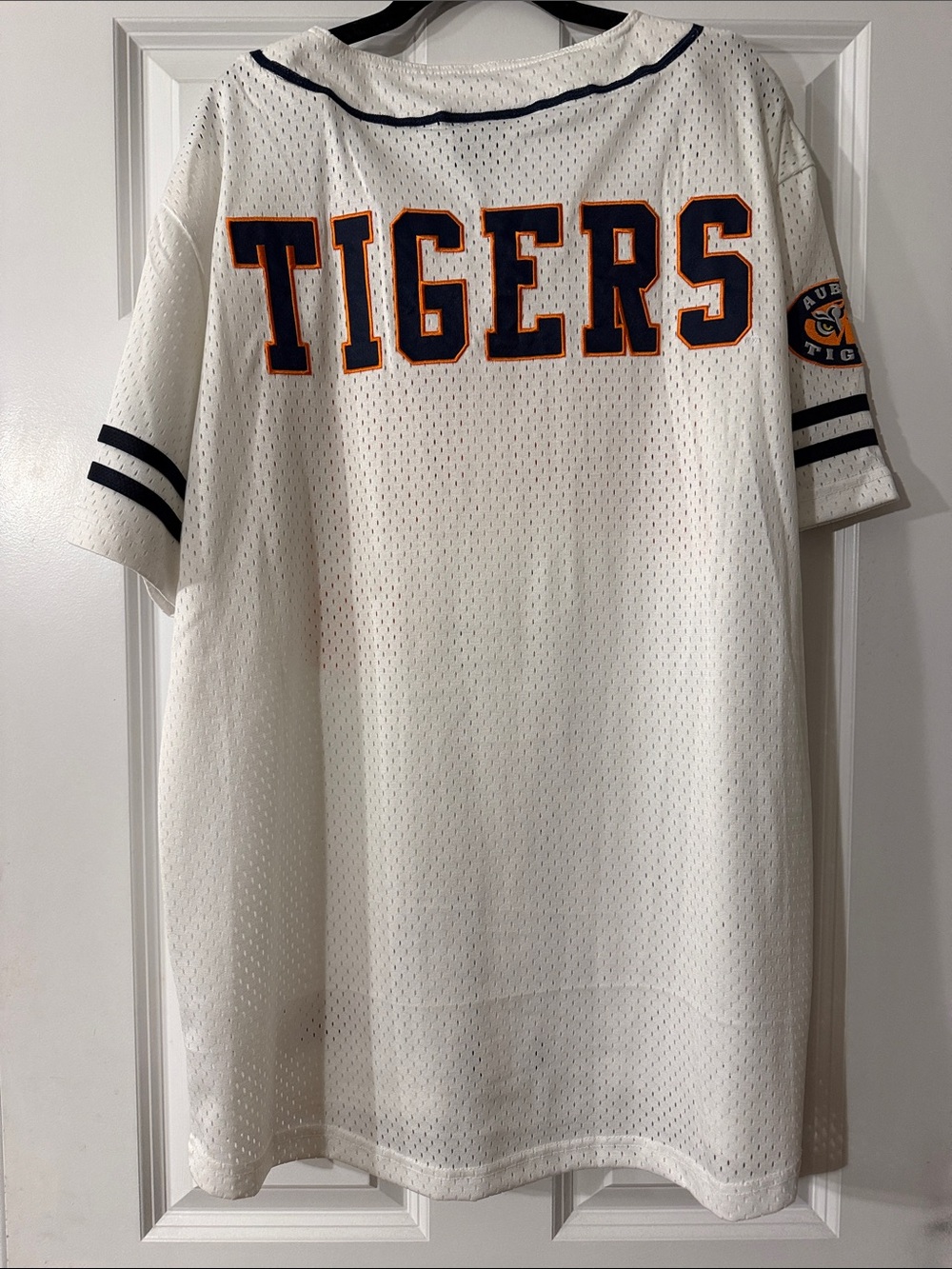 Auburn Tigers premium mesh embroidered baseball jersey - Picture 2 of 6